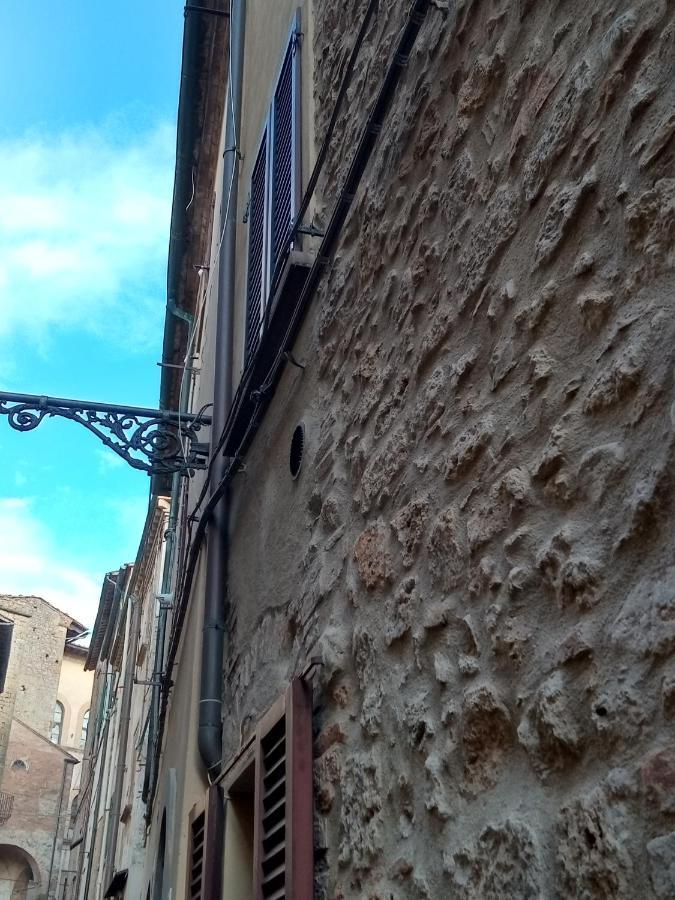 Appartamento Il Mandorlo Nel Centro Di Волтера Екстериор снимка